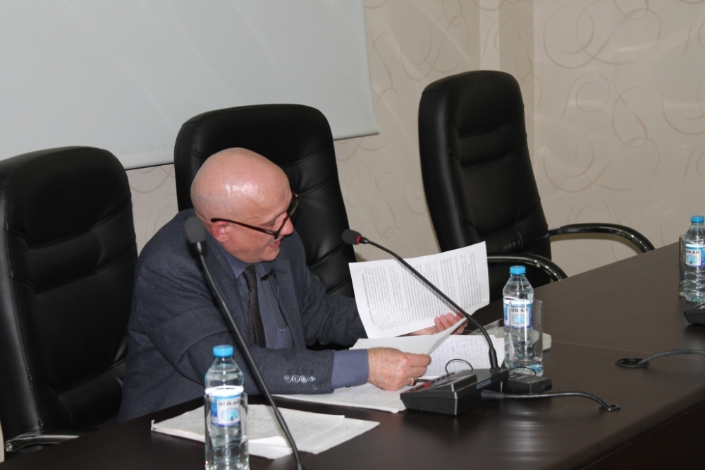 Dilavər Əzimlinin təqdimatında "Azərbaycanın İslam dünyasında yeri və rolu" (7-ci əsrdən müasir dövrədək) mövzusunda seminar